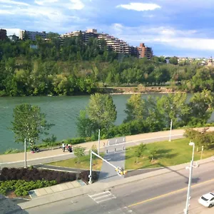 amicable-cozy-high-speed-internet-sleeps-2-riverview.calgaryhotelsearch.com/