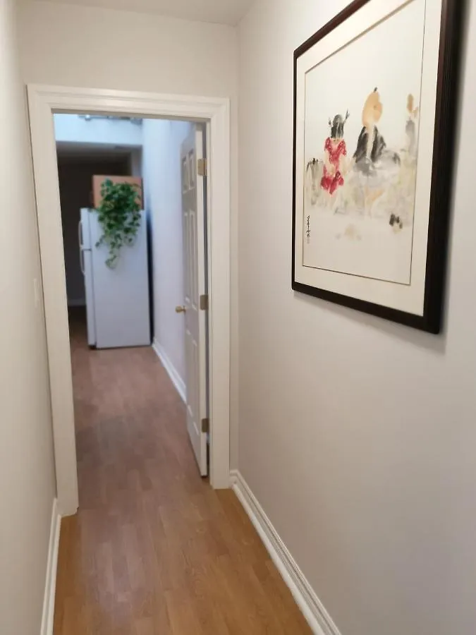 Habitación en casa particular Apartamento Cozy Private Rm Heart Of North York Free Parking Full Kitchen Close To Downtown Toronto Canadá