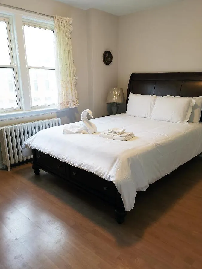 Apartamento Cozy Private Rm Heart Of North York Free Parking Full Kitchen Close To Downtown Toronto